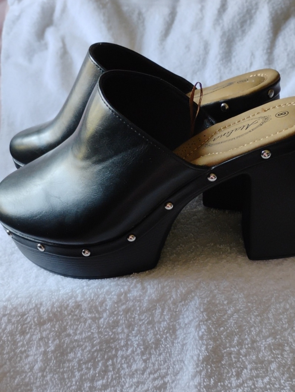 Atalina- Black faux Leather Clogs with faux Wooden Heel.  NEW Size 8